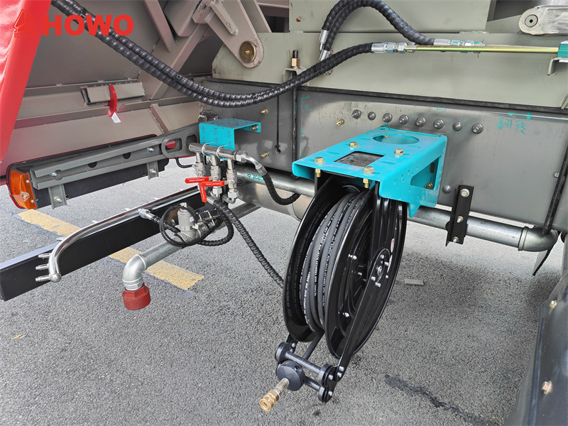 HOWO road sweeper cleaning truck kit