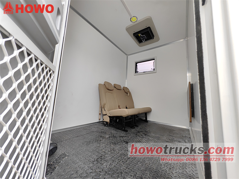 HOWO 4x4 drive mobile service truck HOWO 4x4 drive mobile service truck