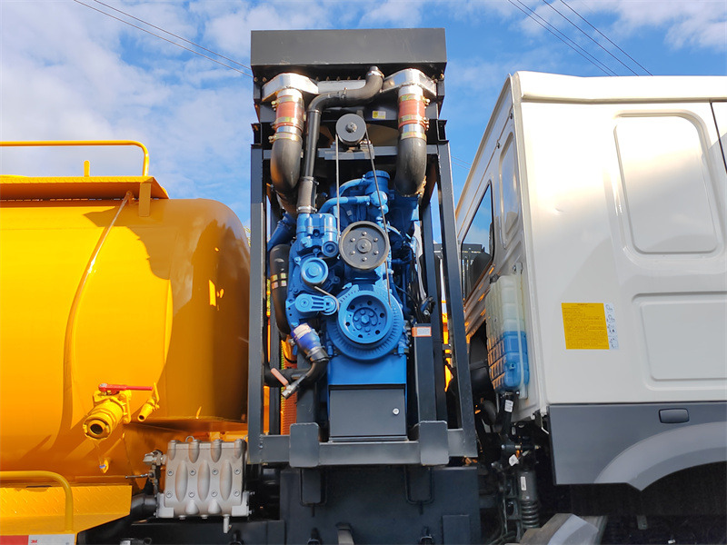 Yifeng SK-15 water circulation vacuum pump.