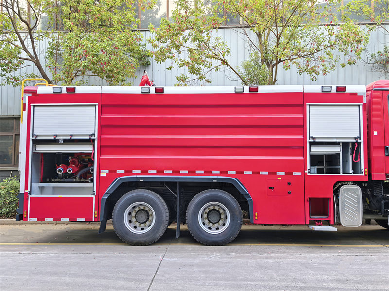 Howo 6x4 fire fighting truck