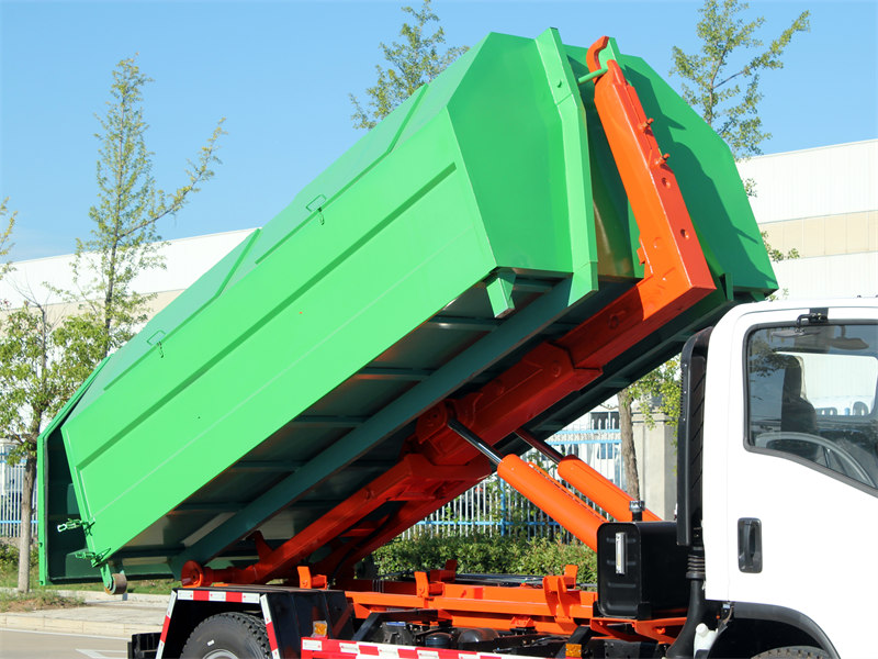 HOWO heavy 10tons garbage hooklift truck HOWO heavy 10tons garbage hooklift truck
